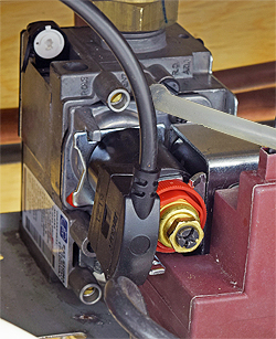 ar microsystem 21 rffi e71972 gv in situ with tube.jpg